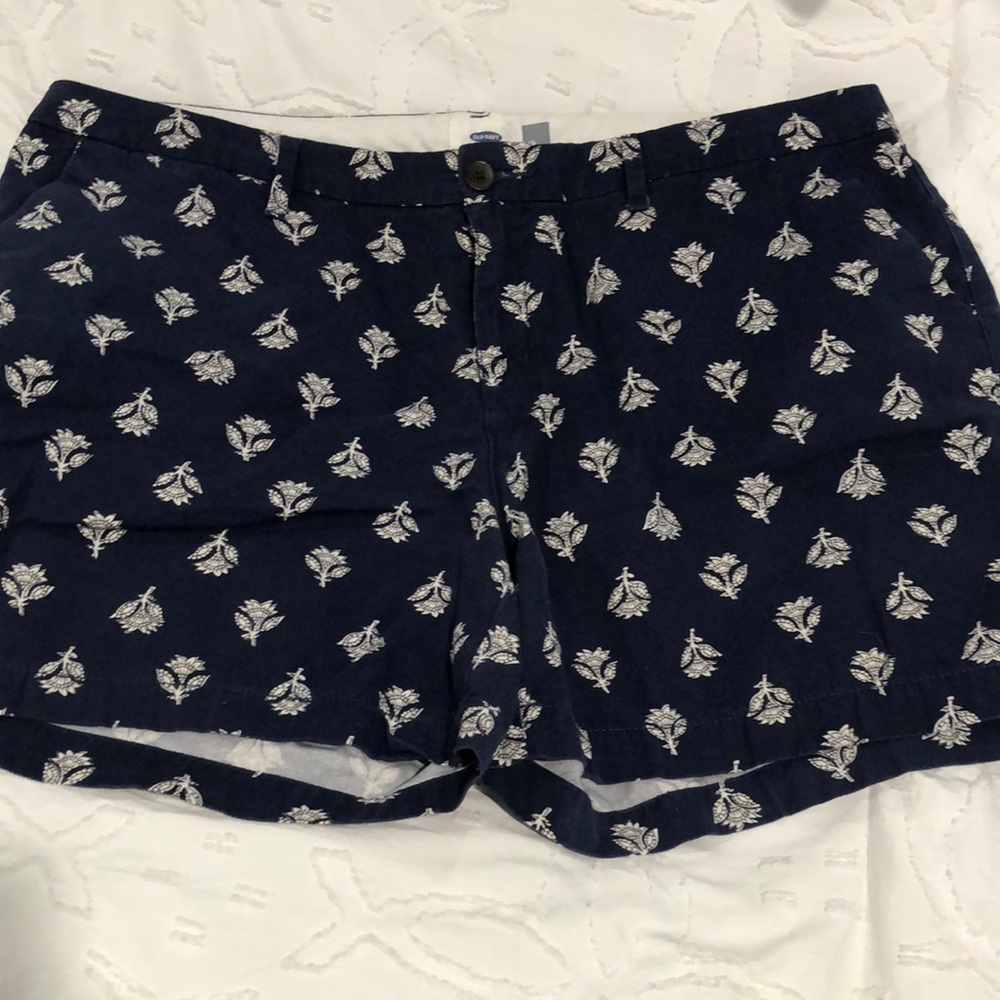 Navy Floral Women's Shorts